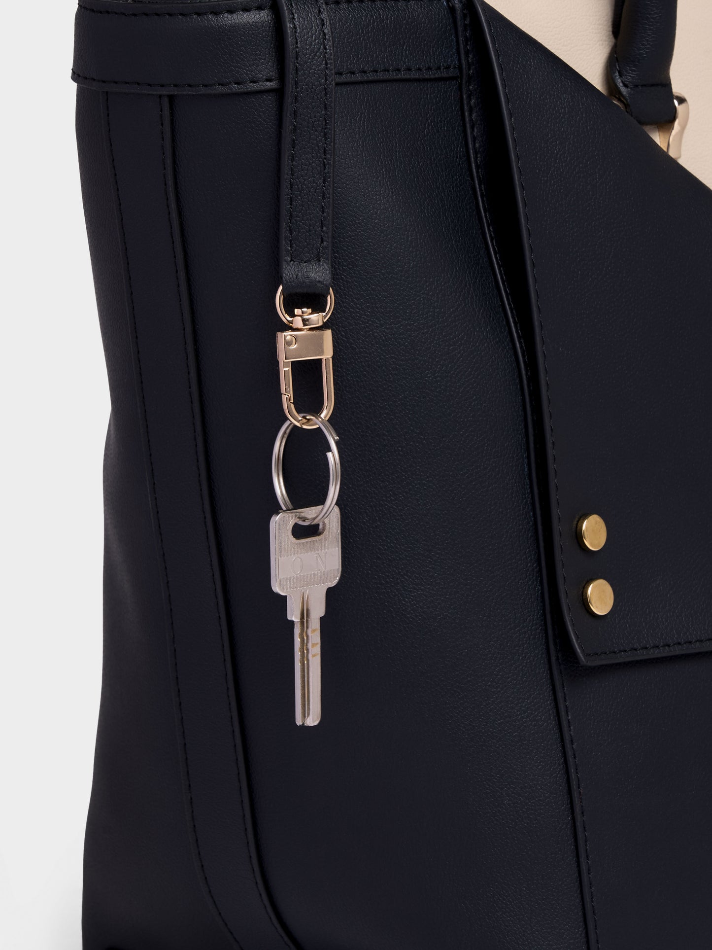 KOJO CASUAL TOTE (Black)